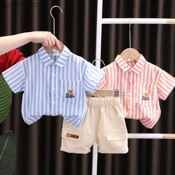 Set di abbigliamento nuovi set di vestiti per bambini estivi per bambini camicia da cartone animato a strisce + pantaloncini da carico 2 pezzi set per bambini abiti casual abbigliamento y240415