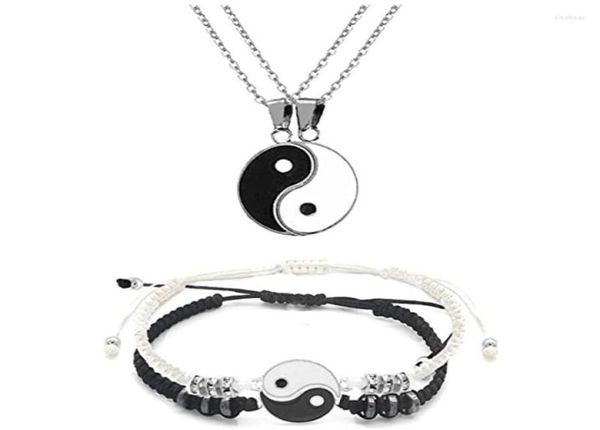 Cadeias Fashion Creative Gossip Figura Yin Yang Casal Colar Bracelete de couro para homens Homens de aniversário Jóias de aniversário2925381