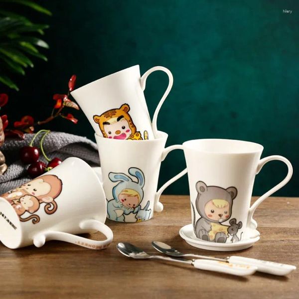 Tazze creative ceramica tazza tazza cartone animato tazza di tè ad alta capacità acqua zodiacale cinese carino per amanti regali di compleanno