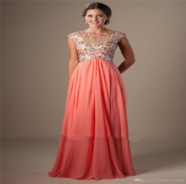 Vestidos de baile modestos de chiffon de coral com mangas de boné, cristais de miçangas, comprimento do chão, vestidos de baile de formatura personalizados feitos de forma rápida2249737