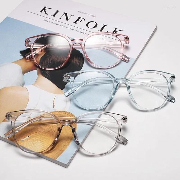 Sonnenbrillen Frames Retrotransparente Rahmen einfach Brille Ultraleiche Männer Frauen Mode für Hochzeitsfeier Dekorieren Brille gefälscht