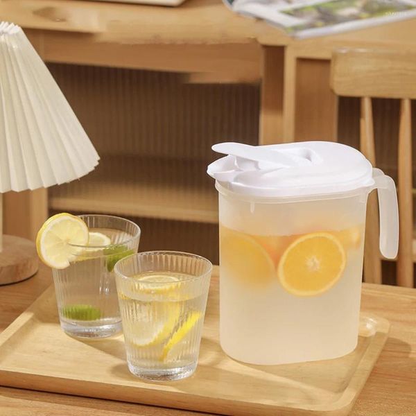 Questões de quadril 1pc 1.8litre jarro de plástico com tampa branca de suco de suco de leite de leite recipiente de verão grande capacidade