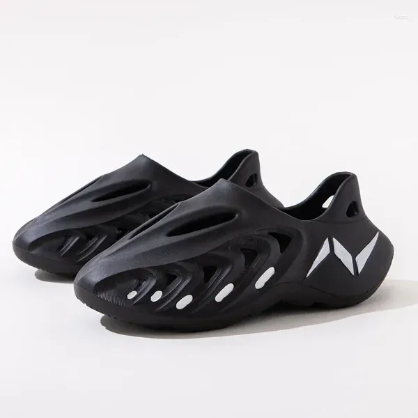 Lässige Schuhe Männer Strand Sandalen Frauen Hohlgarten Krawatten-Designer-Loch-Pantoffeln Sneaker Unisex Wasserrutsche auf Schaumstoffläufer