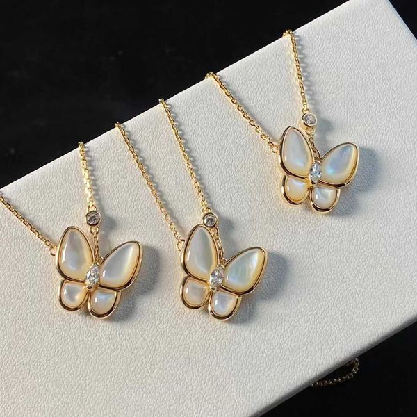 Designer v Golden Van High Edição Colar Butterfly Qualidade de Butterfly Fritillaria Set com diamante com penteado 18k Cadeia óssea de bloqueio de ouro rosa 18k