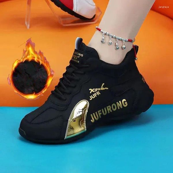 Scarpe casual 2024 Sneaker da donna inverno peluche calde piattaforma di lacci vulcanizzati alla moda a basso contenuto di camminata