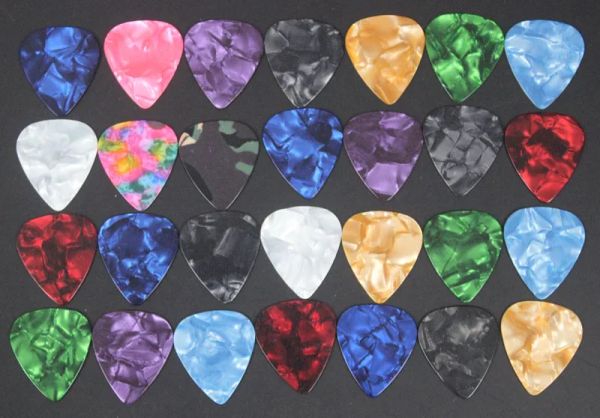 Cavi 1000pcs colorati di chitarra acustica a acustica pick plectrum 6 spessore disponibile drop shipping all'ingrosso