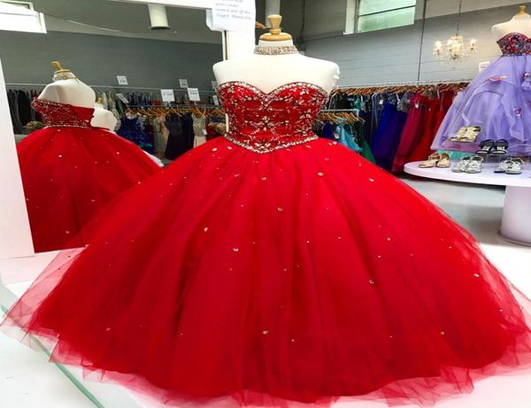 2019 Novo vestido de bola de bola vermelha de 2019 vestidos quinceanera vestidos de renda shornones shrenstones backless long bail vestidos de espartilho concurso g8211209