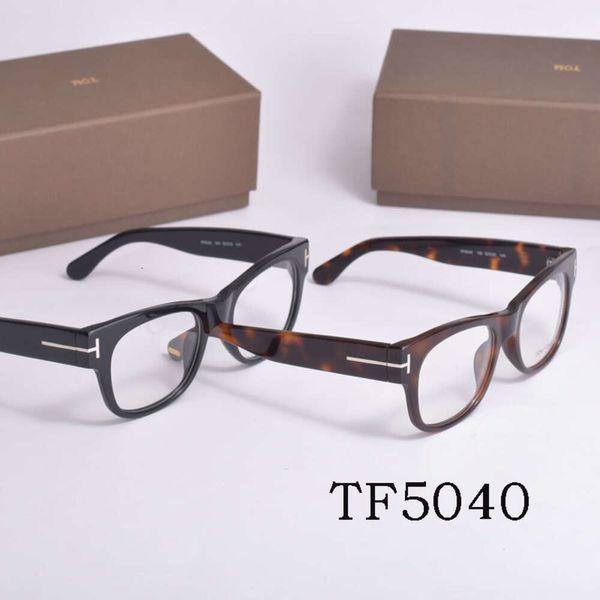 Novos óculos de sol ao ar livre de moda TF5040 Homens e mulheres placas óptica moldura de óculos planos vivos Fashion Street Photo Lensess intercambiável