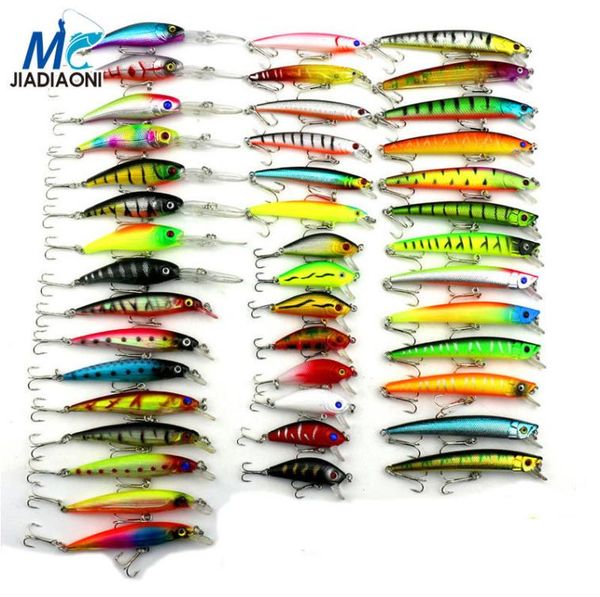 Minnow Jiadiaoni 43pcslot Allega a mosca set di porcelli duri esca dura jia wobbler carpe 6 modelli attrezzature da pesca intera 201029335850