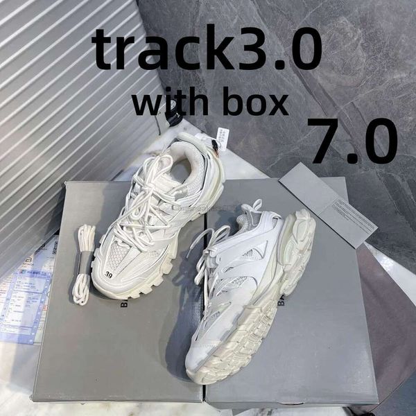 Box Og con marchio di lusso Baleciaga originale da donna Domande Casual Designer Shoes Track 3 3.0 Sneakers Black Bianco triplo Tess.s.Gomma Leather Trainer Nylon Stampato 373