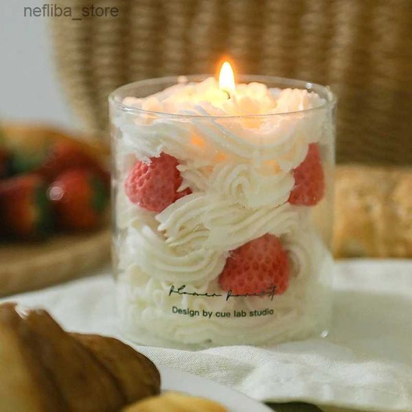 Simulazione di fragranze Torta di fragole Strawberry Candele profumate Cera di soia Fragrace Candela Glass Glass Regalo di compleanno Ornamento da festa L410 L410