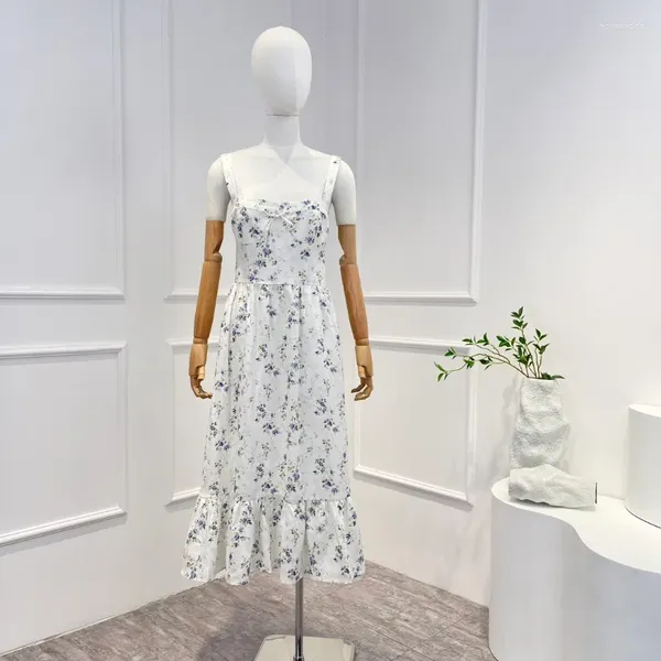 Lässige Kleider 2024 Sommer-Frauen-Mode-Kollektion Weißer Leinen gedruckter Prärie-Chic Spaghetti-Gurt mitten in der Kalbkalte