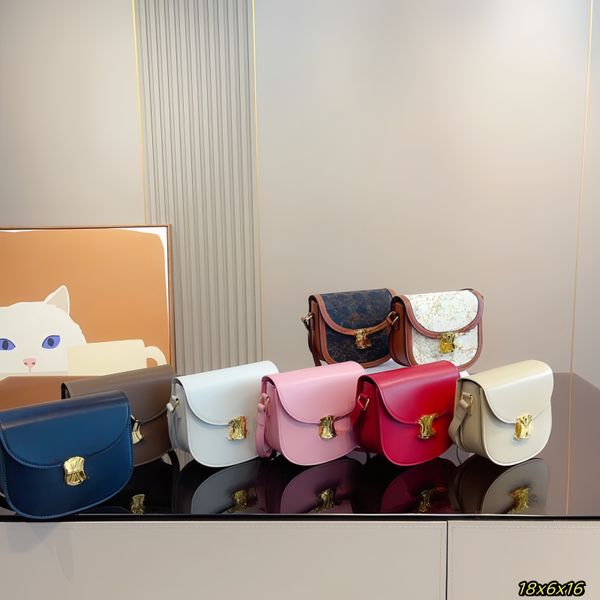 Bolsas noturnas de moda Mini 2023 New Summer Crossbody Axtpit Bolsa de lua pequena ombro único Mulheres da bolsa Triunfal