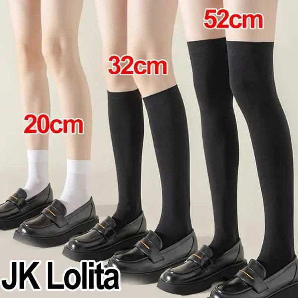 Calzini sexy Fashion Woman Socks Cute Black White Velvet Lolita Calzini lunghi Calzini a colori solidi Kawaii Cosplay JK Nylon Stockings 240416