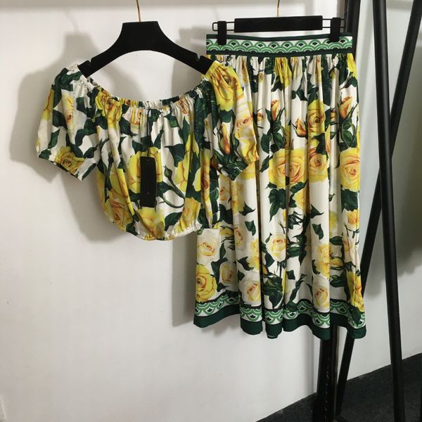 Sommer Runway zweiteilige Kleidersets für Frauen Mode Slash Neck Top und Midi Rock Anzüge Blumenabdruck Urlaubsfeier Outfit gelbe Freizeitkleidung