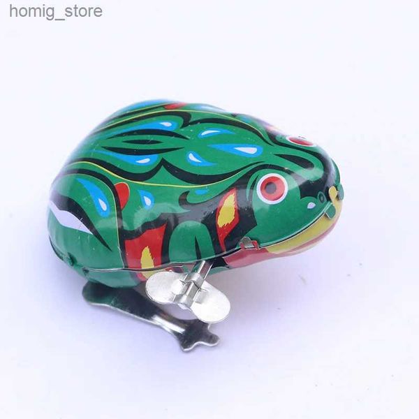 Childrens Classic Tin Wind Clockwork Jumping Iron Frog Toy Ação Personagem Childrens Classic Toy Boys Presente Baby Y240416