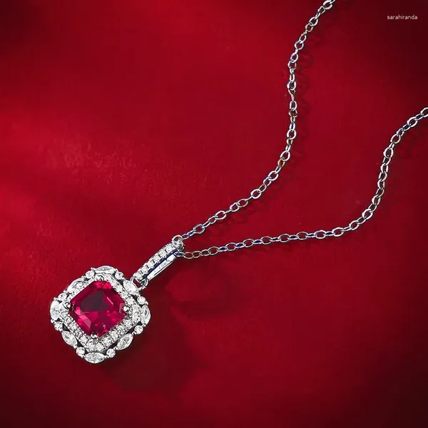 Catene 2024 S925 collana d'argento 7 piccione rosso pagoda taglio a sospensione in stile ol alla moda piccolo e piccolo e