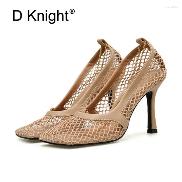 Scarpe vestite 2024 Summer Women Square Square Hollow Out Mesh Pompe alte tacchi decorazioni a catena caviglia Slip sexy su donna