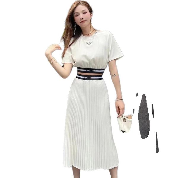 Donne Summer O-Neck Short Short Letter Stampa Bandage Crop Top Tee e pieghetta Midi Long Skirt Twinset 2 Pc Desinger Desinger Dress Abito SMLXLXXL3XL