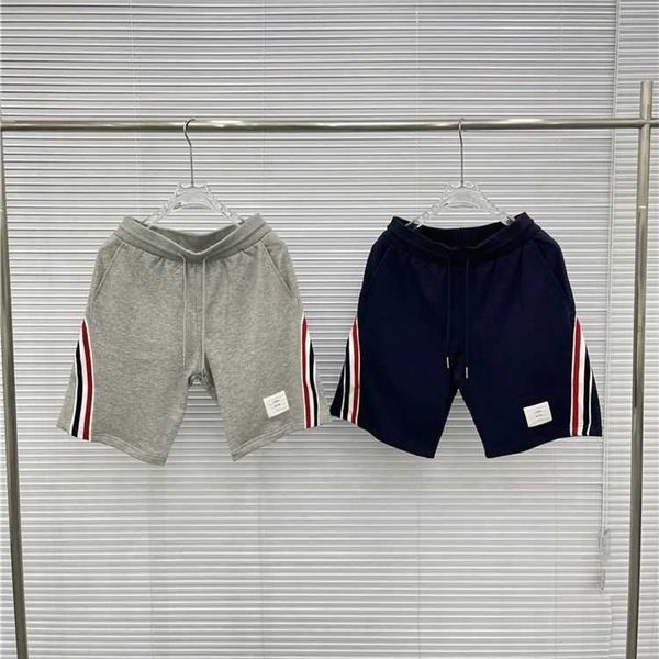 Summer Nuovi pantaloni di guardia corta marca alla moda con strisce bianche e blu rosse Shorts casual cortometri coppia versatile alla moda Capris