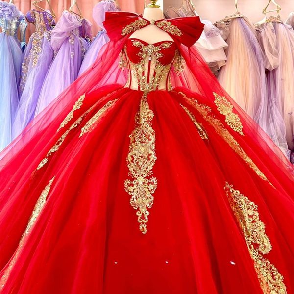 Rote Ballkleid Quinceanera Kleider Gold Applique Spitze Perlen mit Cape Vestidos de 15 Anos Quinceanera xv Brithday Süßes 16 Kleid