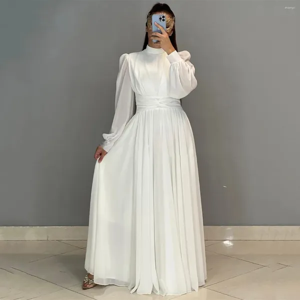 Partykleider Fdhaolu Einfacher muslimischer roter Abend High A-Line Satin Cap Sleeves Dubai Formal Prom Kleid Saudi-Arabien Plisere Kleider