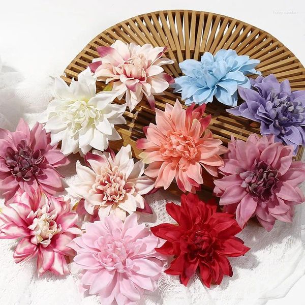 Fiori decorativi 10pcs/lot artificiale gerbera fiore di simulazione ghirlanda home decorazione per matrimoni per feste di seta.