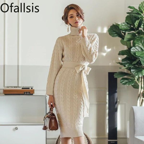 Partykleider von Aallsis Rollkragenpolster Wollgestrickkleid 2024 Herbst Winterstil Korean Chic Slim Schnürung mit mittlerem Länge Knie