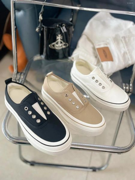 Sapatos casuais femininos de lona plana de alta qualidade fêmeas apartamentos de verão slip-on de couro genuíno, pele de carne de couro dentro de garotas brancas