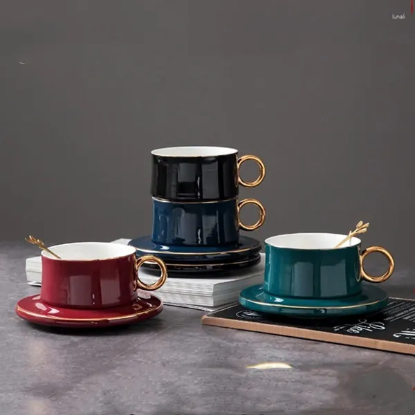 Чашки блюдца чашка и блюдца, установленные 280 мл послеобеденный чайные кружки кофейная лоток для напитков xicaras para cha corcelan