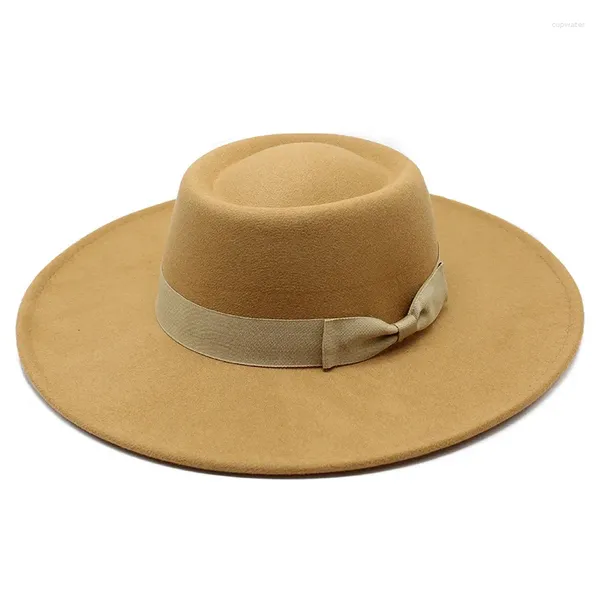 Boinas chapas homens chapéus para mulheres femininas copos britânicos Caps de luxo elegante panamá 2024 capela de jazz fedora praia