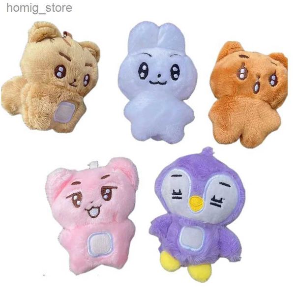 Tornari peluche TXT Dolls Kpop Cartoon Soobin Beomgyu Gli stessi peluche di peluche Q Styles TUTU BAR TEACH CHOUL STHCHIN ANCI ACCESSORI PENDANTI PENDANTI Y240415