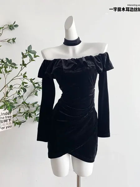 Lässige Kleider Design elegant schwarze einteilige Kleiderbrock vor Schulterbindung Party Frauen Slash Hals Velvet A-Line Office Lady Dame Abschlussball