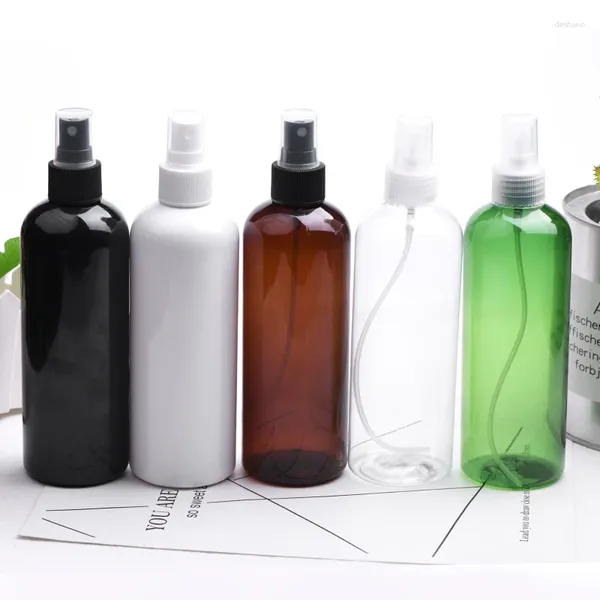 Speicherflaschen 20pcs 300 ml leere schwarze Pet -Flaschen -Kosmetik -Verpackungs -Make -up -Behälter mit Nebelsprühpumpe Parfümspender Großhandel Großhandel