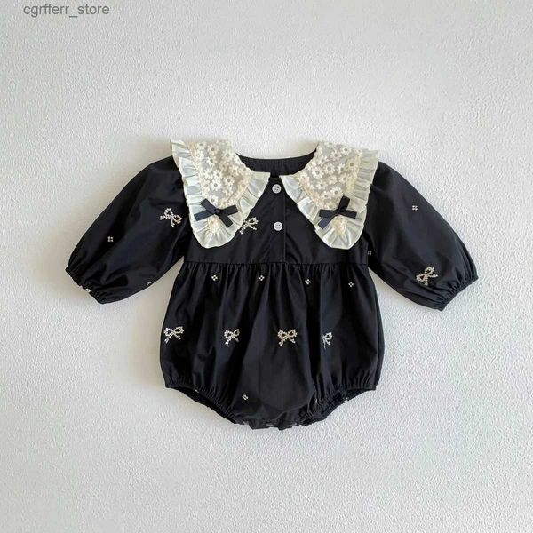 Rompers Spring Spring New Lace Collar Baby Rodper Infant Black Flower Bodysuit Girls Cotton Gumpsuit Roupos L410