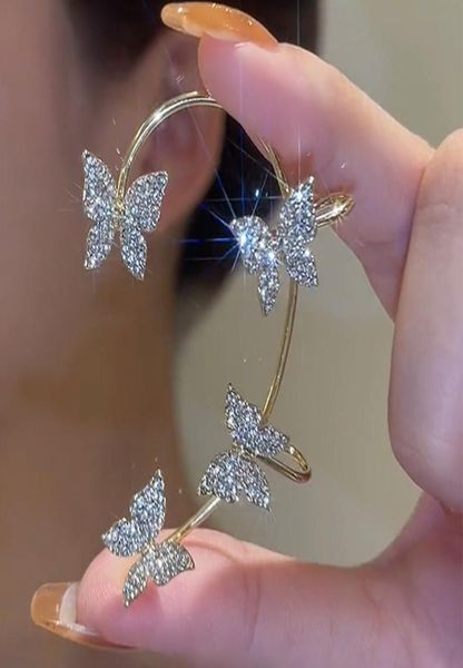 Gold Metal Metal Butterfly Ear Clips sem perfurar para mulheres brilhantes de zircão.