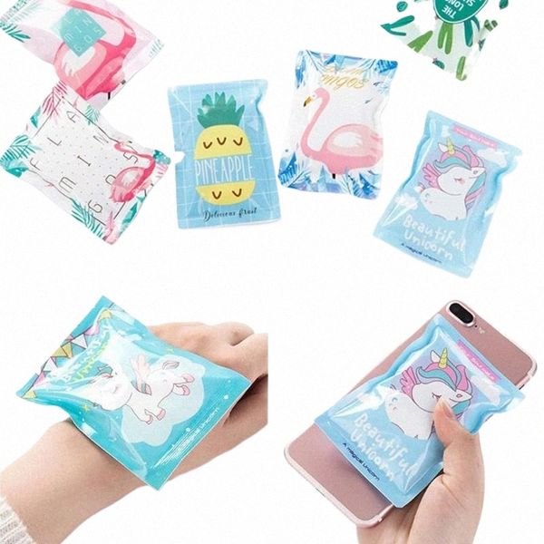 M6CC Creative Carto Portable Mini riutilizzabile Ice Pack gel Cold Cool Ler Bag R9TG#