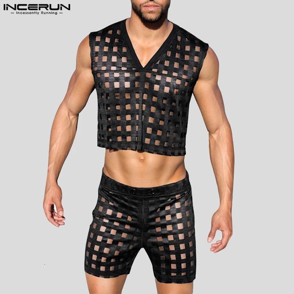 Incerun Men Desening Solid Hollow Out V Neck Tanks com mangas de calda shorts Duas peças conjuntos de streetwear transparentes Sexy Mens Suits 240416