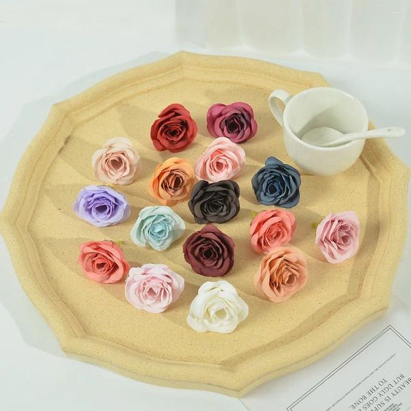 Dekorative Blumen 10/40pcs Mini Rose Künstliche Blumenköpfe für Home Hochzeit Weihnachtsdekoration DIY Hand Craft Girland Accessoires