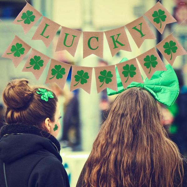 Parti Dekorasyon Keten Yeşil Dört yapraklı Dovetail Banner Çekme Bayrağı St Patrick'in Karnaval DIY