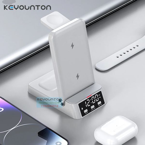 Ladegeräte 3in1 Wireless Ladegerät für iPhone 13 14 Pro Max 12 IWatch Serie 7 Airpods Pro Charger Dock 15W Night Light Fast Lading Station