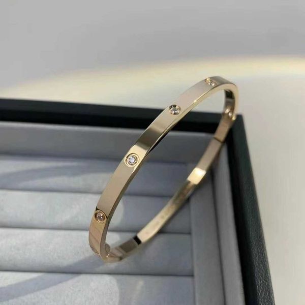 Brand Brand Classic Designer Bracelet Kajia Larito Edition Ten Diamond V Gold Gold High Generation Chave de fenda Eternal Ring Fashion Casal Unissex Style