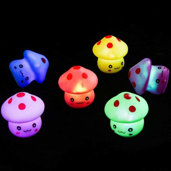 Lampade sfumature mini luci notturne a LED Fungo colorato x 7-color camera da 7 colori decorazione rossa blu verde chiaro q240416