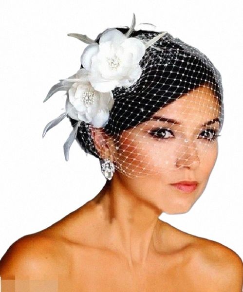 Lace Birde Cage Hochzeit FR WEISSE Schleiergesicht Kurzfeder Vogelkäse Netting Vintage -Faszinator Braut Hüte mit Schleier R8HB#