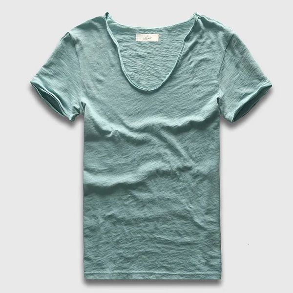T-shirt da uomo di marca zecmos semplice hip hop alla moda casual v-torta a collo per uomo manica corta uomo top tees 240416