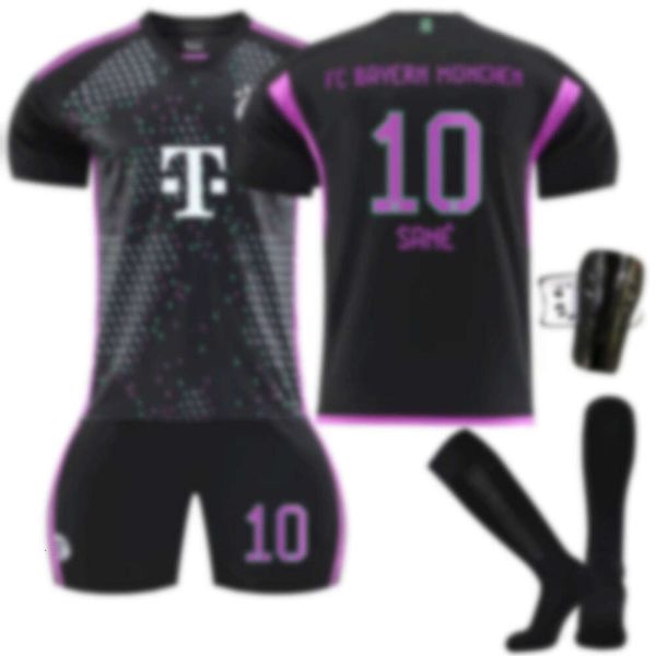 2324 Bayern Black Away Purple No.10 SANE 25 Muller No.6 Bambini e adulti Jersey Football