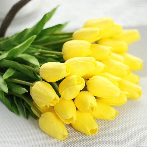 Dekorative Blumen 6pcs Tulpe Real Touch Künstlicher Hochzeitsstrauß für Home Party Dekoration