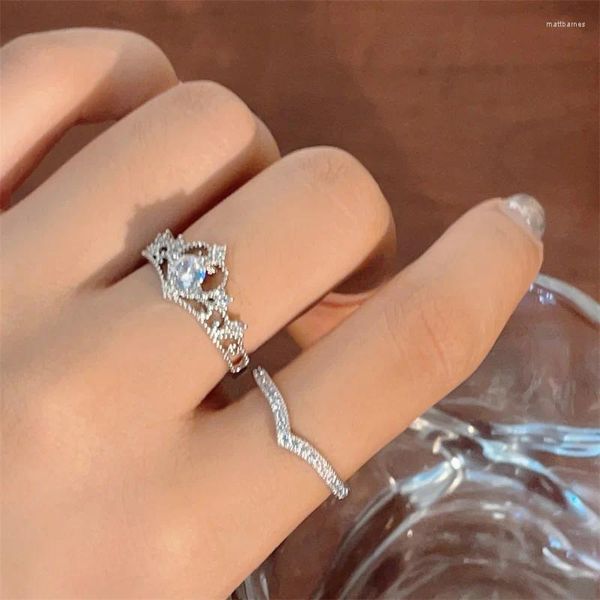 Clusterringe 2pcs exquisites Kronzirkon herzförmiger Ring für Frauen Mode Prinzessin Braut Engagement Hochzeit Set Schmuck Geschenk