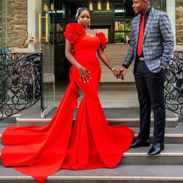 Partykleider elegante rote ASO EBI -Abschlussball Langer Zug gekräuselt