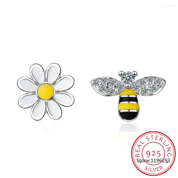 Orecchini per borchie Real 925 Sterling Silver Zircone Bee Flower for Fashion Women Accessori asimmetrici di gioielli fine
